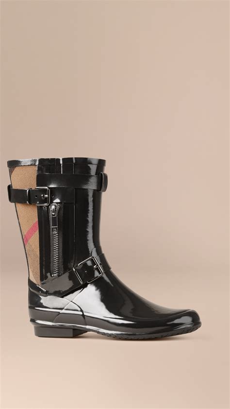 burberry black belt detail rain boots|burberry haymarket rain boots.